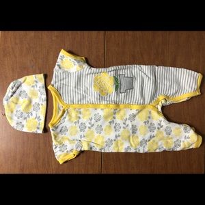 EUC Buster Brown Sz6-9M Yellow Floral Jumper & Hat